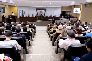 Auditório lotado para a Reunião Solene dos 35 anos da Facepe