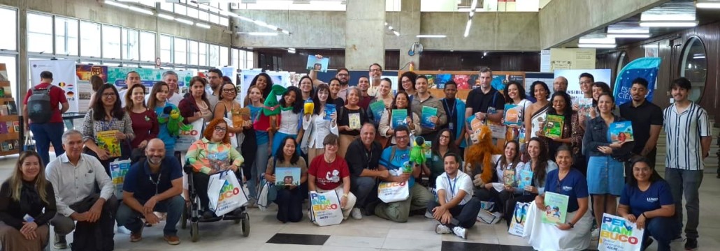 09.06.2026 FOTO SOFIA SOUZA LANÇAMENTO DE LIVROS SENSIBILIZAÇÃO À CIÊNCIA.JPG